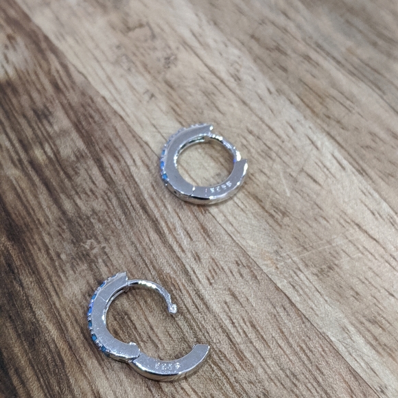 925 Sterling Silver Mini Eternity Hoop Earrings - Picture 8 of 12